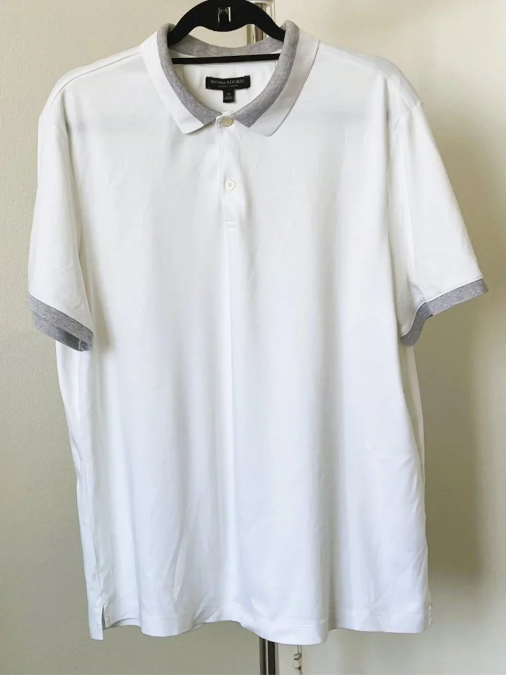 Banana Republic Luxury Touch Polo Shirt Men's XL White Grey Contrast Trim Cotton